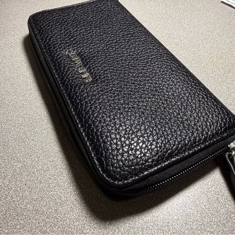 Nine West Black Pebbled Long Zip Around Wallet NEW (M1) - Picture 5 of 11